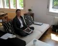 12078 working home 04