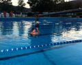 12075 swimming 04