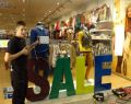12107 shopping 01