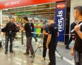 12107 shopping 07
